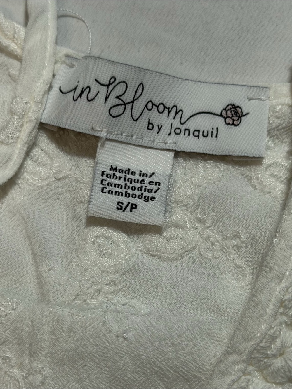 White Lace Trim cami and Shorts Set - Picture 8 of 8